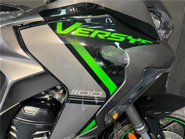 2025 Kawasaki Versys 1100