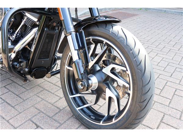 2022 HARLEY-DAVIDSON SOFTAIL FLSB SPORT GLIDE