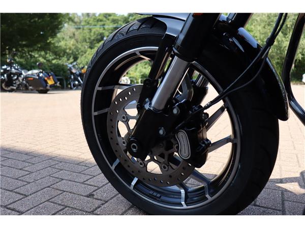 2022 HARLEY-DAVIDSON SOFTAIL FLSB SPORT GLIDE