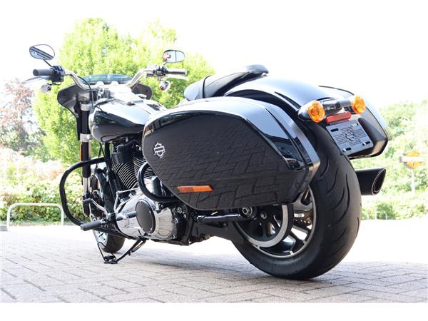 2022 HARLEY-DAVIDSON SOFTAIL FLSB SPORT GLIDE