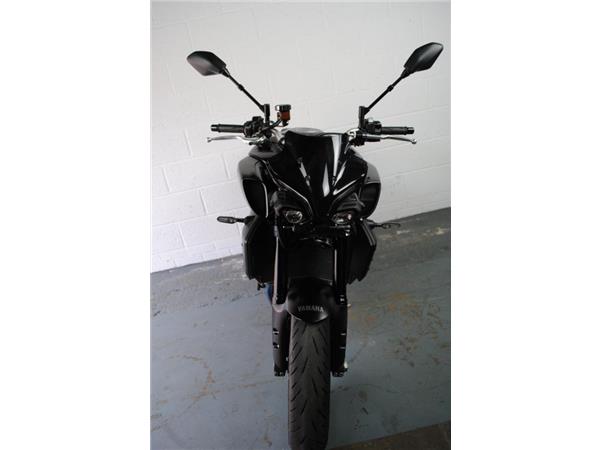 2024 Yamaha MT-10 BLACK