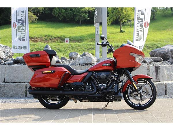 2025 harley-davidson FLTRX Road Glide Black Finish 117
