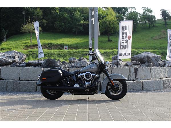 2025 harley-davidson FLHC Heritage Classic 117