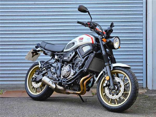 2020 Yamaha XSR 700 Xtribute Silver