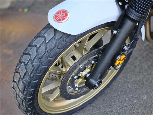 2020 Yamaha XSR 700 Xtribute Silver