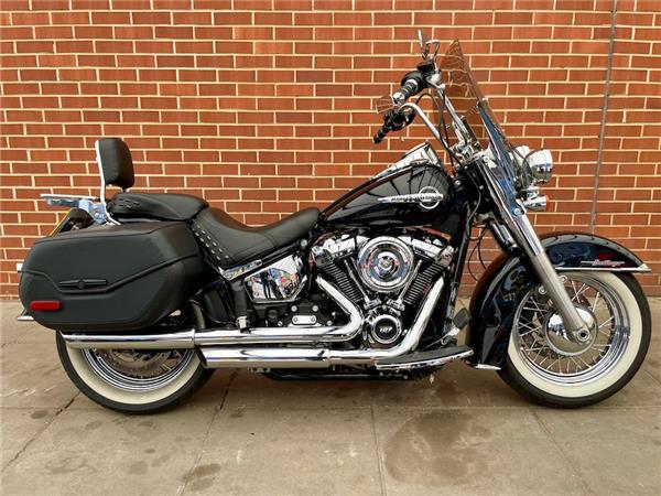 2021 HARLEY-DAVIDSON SOFTAIL FLHC HERITAGE CLASSIC