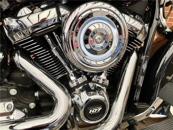 2021 HARLEY-DAVIDSON SOFTAIL FLHC HERITAGE CLASSIC
