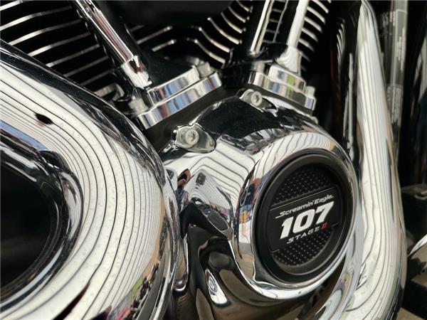 2021 HARLEY-DAVIDSON SOFTAIL FLHC HERITAGE CLASSIC