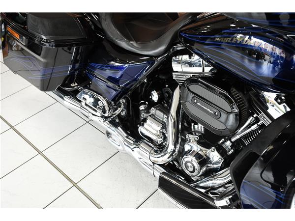 2016 HARLEY-DAVIDSON CVO FLHXSE STREET GLIDE