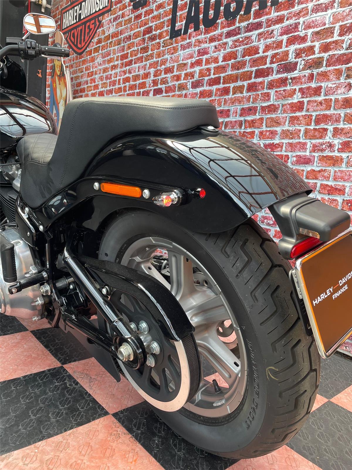2022 harley-davidson FXST Softail Standard 107