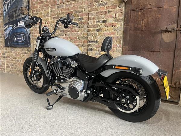 2025 Harley-Davidson Softail
