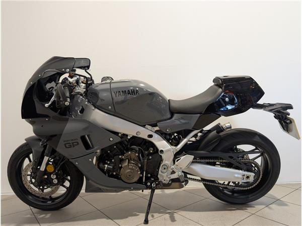 2024 YAMAHA XSR900 GP