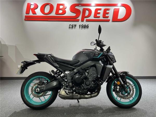 2025 Yamaha MT09 Y-AMT AUTO DBNM MISTREL G
