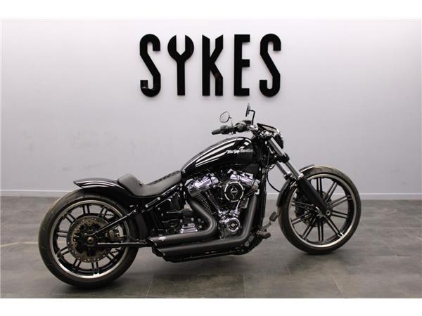 2018 Harley-Davidson Breakout