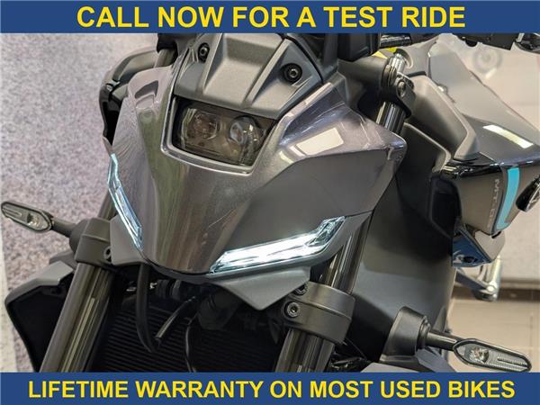  Yamaha MT-09 MT-09