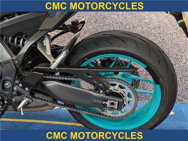  Yamaha MT-09 MT-09