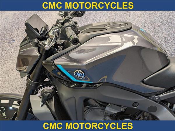  Yamaha MT-09 MT-09