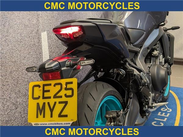  Yamaha MT-09 MT-09