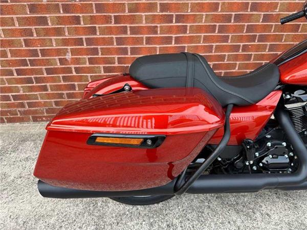 2024 Harley-Davidson Street Glide 1923 24