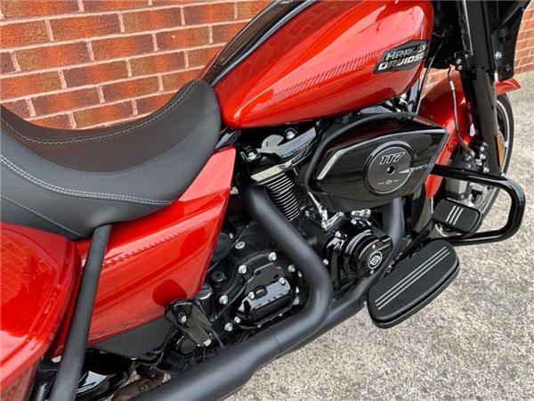 2024 Harley-Davidson Street Glide 1923 24
