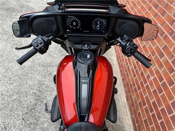 2024 Harley-Davidson Street Glide 1923 24