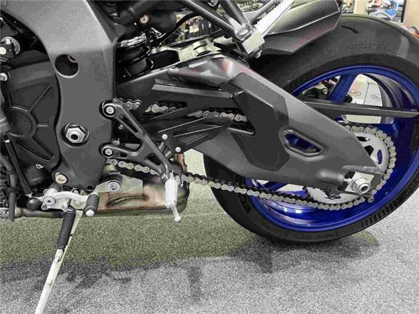 2023 Yamaha MT10 Blue