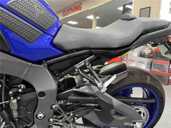 2023 Yamaha MT10 Blue