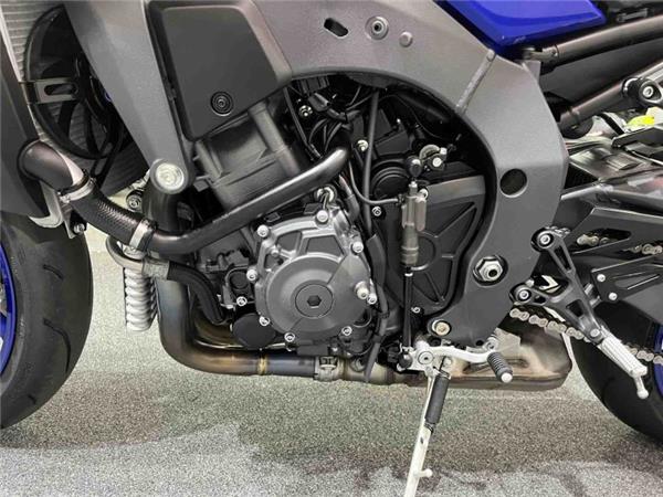2023 Yamaha MT10 Blue