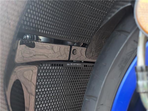2023 Yamaha R1M