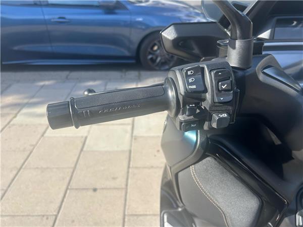 2023 Yamaha XMAX 300