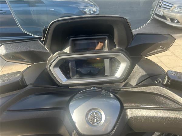 2023 Yamaha XMAX 300