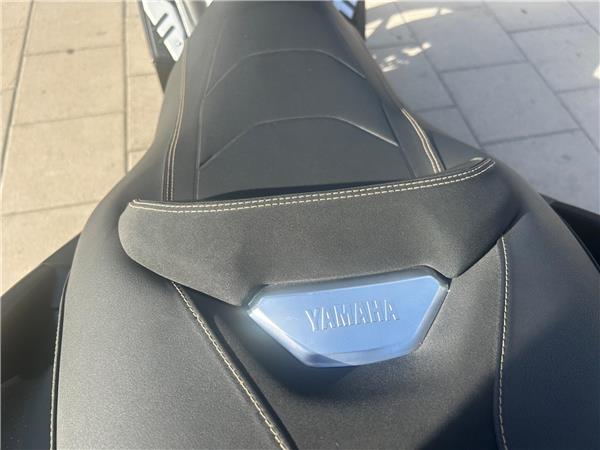 2023 Yamaha XMAX 300