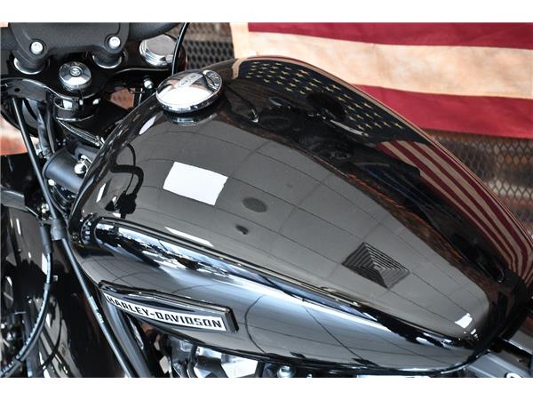 2025 HARLEY-DAVIDSON STREET BOB