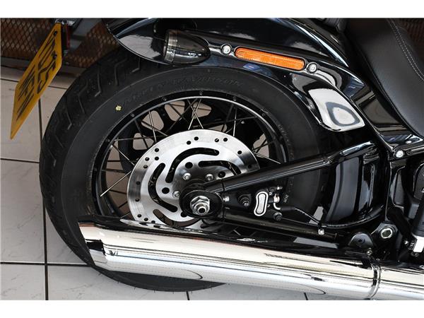 2025 HARLEY-DAVIDSON STREET BOB