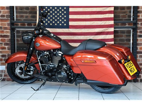 2025 HARLEY-DAVIDSON TOURING FLHRXS ROAD KING SPECIAL