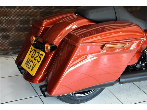 2025 HARLEY-DAVIDSON TOURING FLHRXS ROAD KING SPECIAL