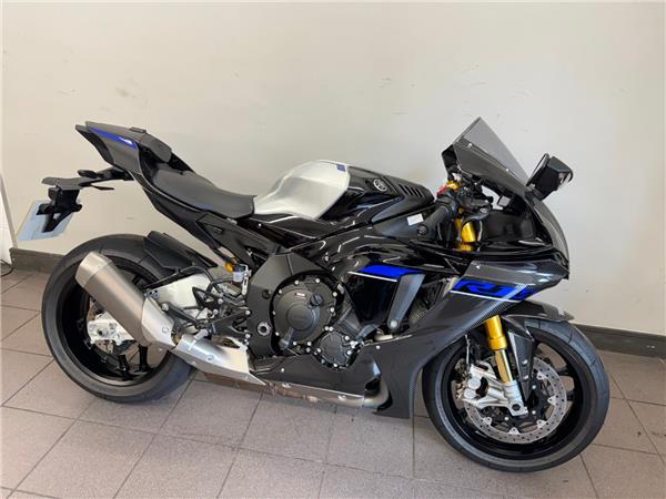 2024 YAMAHA YZF-R1M