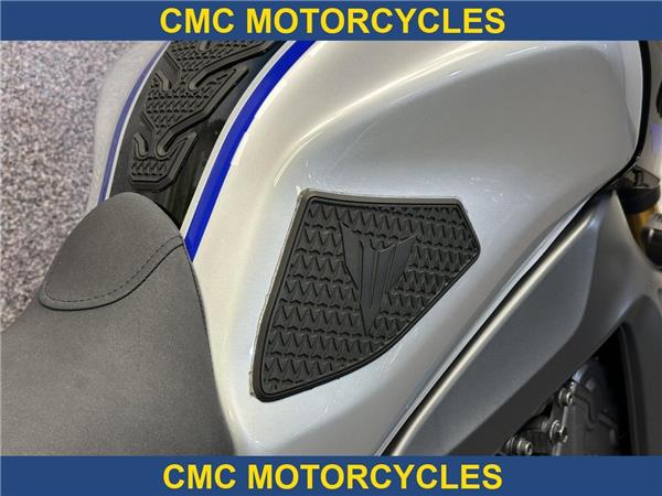  Yamaha MT-09 SP MT-09 SP