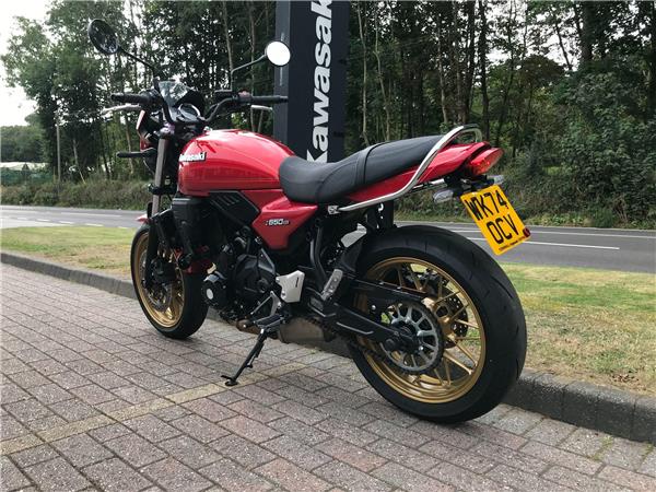 2024 Kawasaki Z650 RS