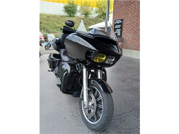2017 HARLEY-DAVIDSON ROAD GLIDE