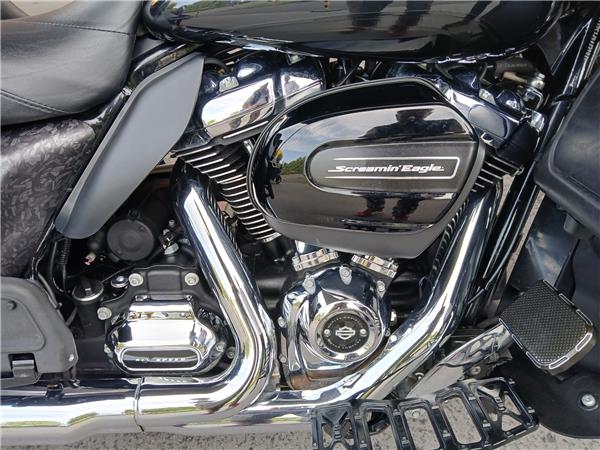 2017 HARLEY-DAVIDSON ROAD GLIDE