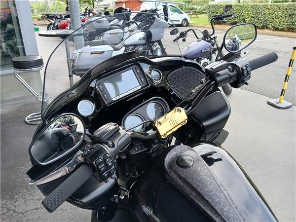 2017 HARLEY-DAVIDSON ROAD GLIDE