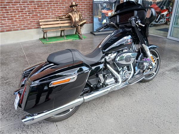 2024 HARLEY-DAVIDSON STREET GLIDE