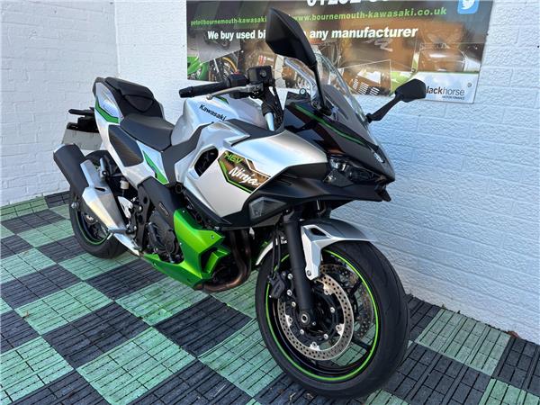 2024 Kawasaki Ninja 7 Hybrid