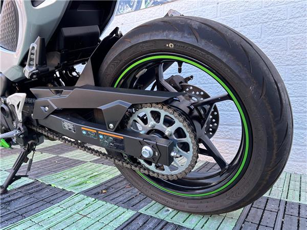 2024 Kawasaki Ninja 7 Hybrid