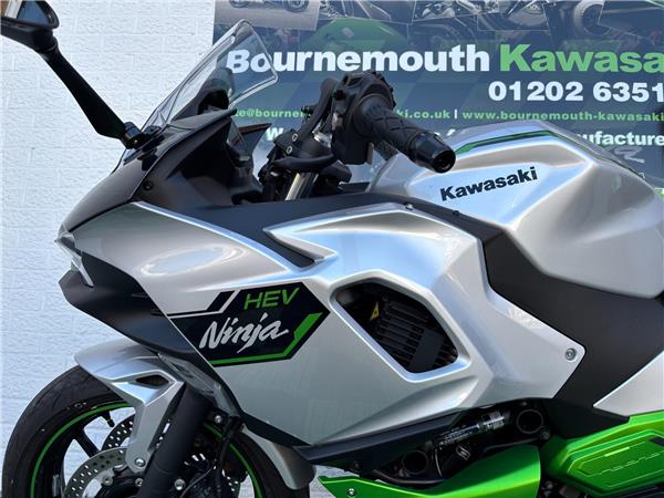 2024 Kawasaki Ninja 7 Hybrid