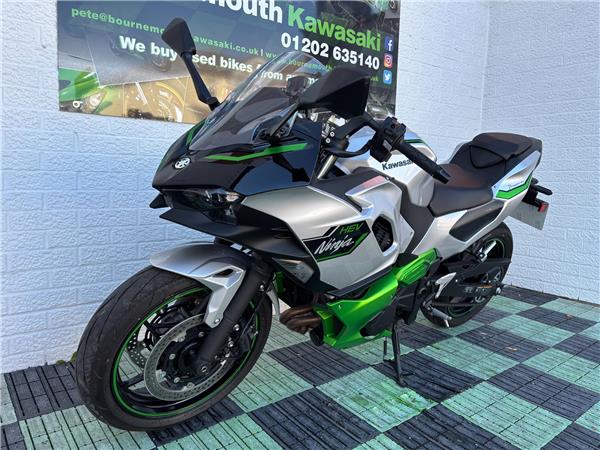 2024 Kawasaki Ninja 7 Hybrid