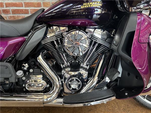 Road Glide Ultra 