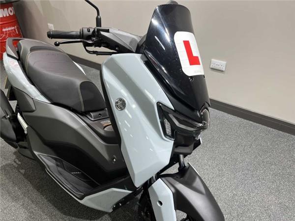 2025 Yamaha Nmax 125 Tech MAX GREY