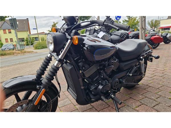 Street 750 
